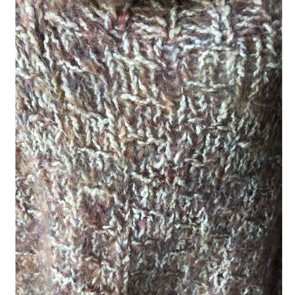 Vintage oversized chunky mohair and wool sweater handmade in Canada EUC - Picture 3 of 11